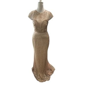 Elegant Gold Evening Gown Size 8
